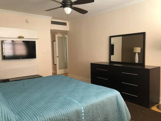 5600 Collins Ave # 9U, Miami Beach FL 33140