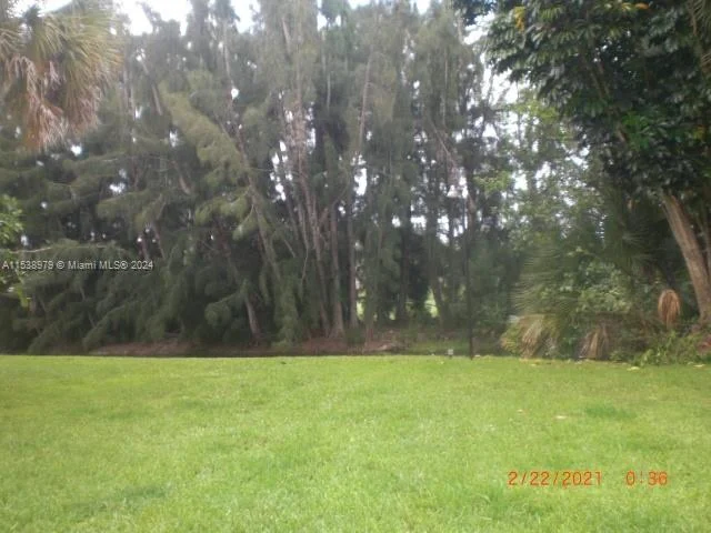 430 Commodore Dr # 105, Plantation FL 33325