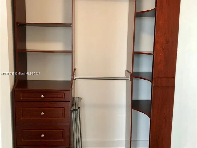 185 SW 7th St # 2900, Miami FL 33130