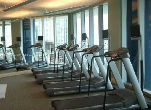 185 SW 7th St # 2900, Miami FL 33130