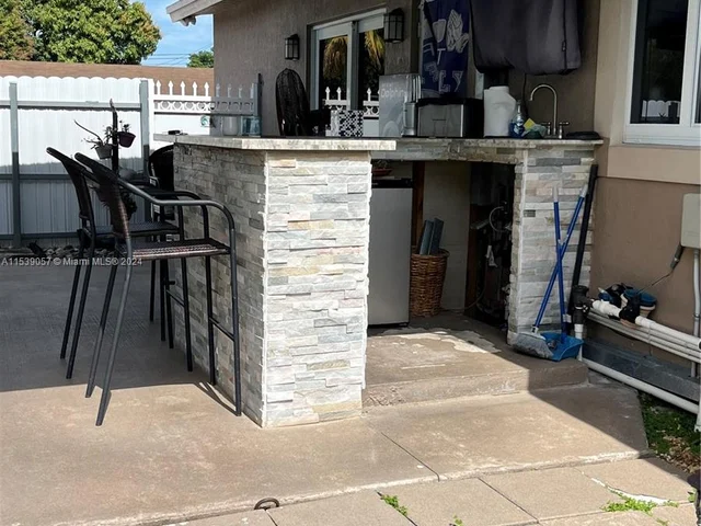 3500 NW 213th St, Miami Gardens FL 33056