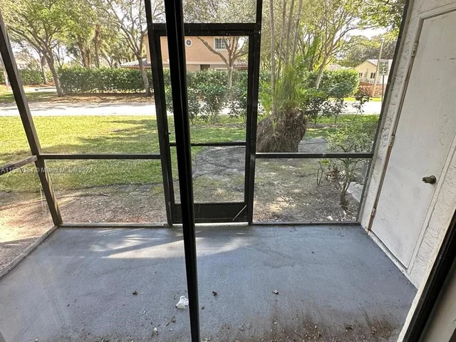 11152 W Sample Rd # 11152, Coral Springs FL 33065