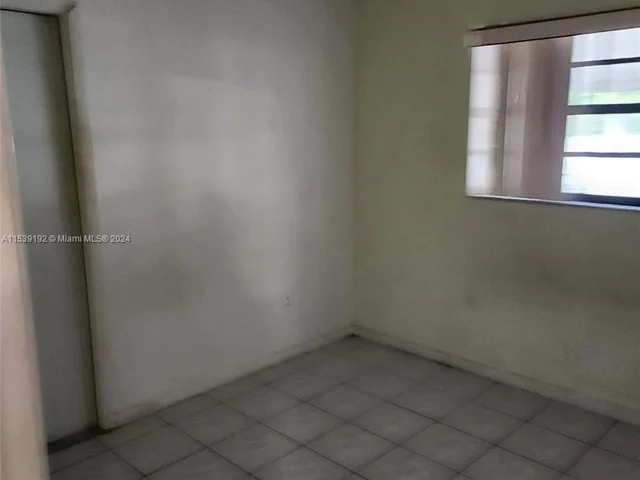 11561 NW 87th Pl, Hialeah Gardens FL 33018