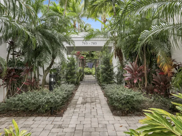 781 NE 4th Ave # 781, Fort Lauderdale FL 33304