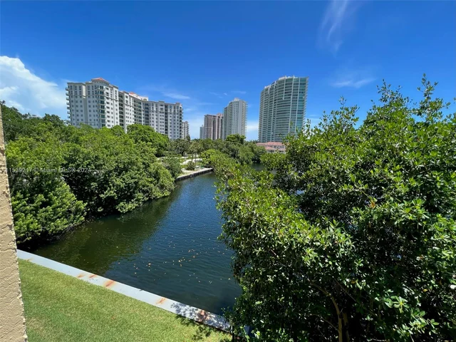 19999 E Country Club Dr # 1304, Aventura FL 33180