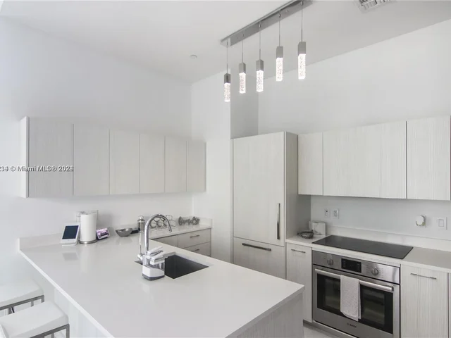 501 NE 31st St # 4006, Miami FL 33137