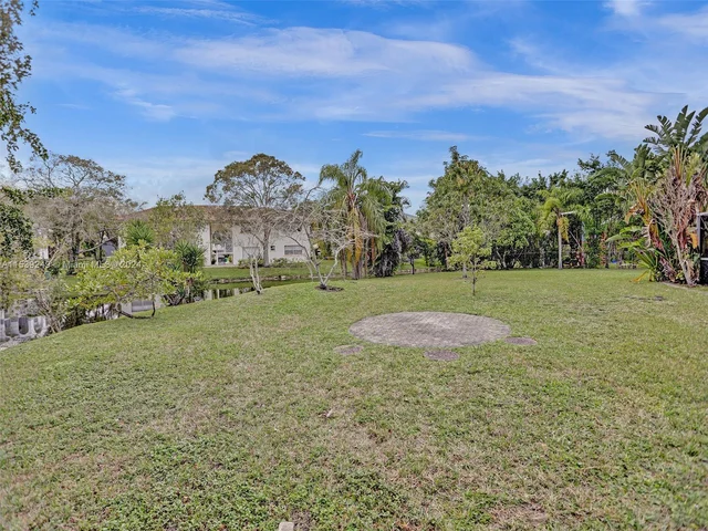 4100 NW 113th Ave, Coral Springs FL 33065