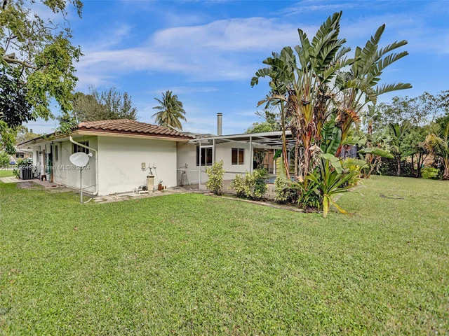 4100 NW 113th Ave, Coral Springs FL 33065