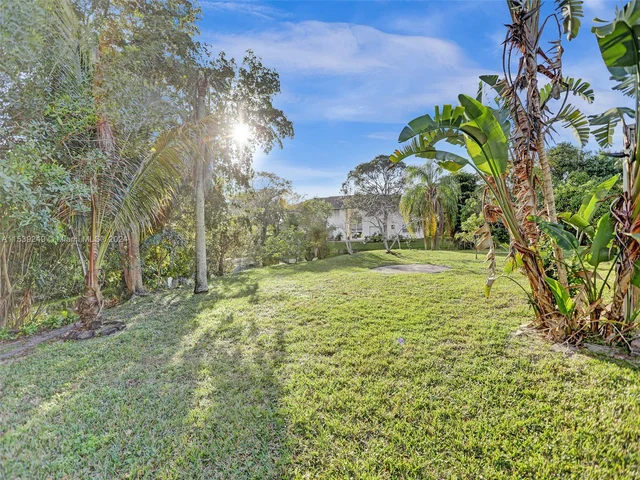 4100 NW 113th Ave, Coral Springs FL 33065