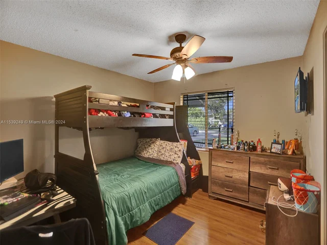 4100 NW 113th Ave, Coral Springs FL 33065