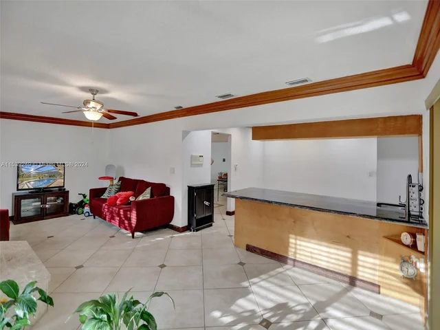 4100 NW 113th Ave, Coral Springs FL 33065