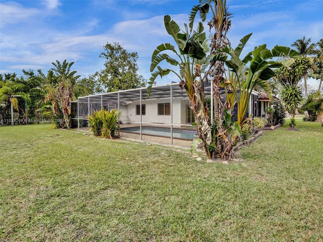 4100 NW 113th Ave, Coral Springs FL 33065