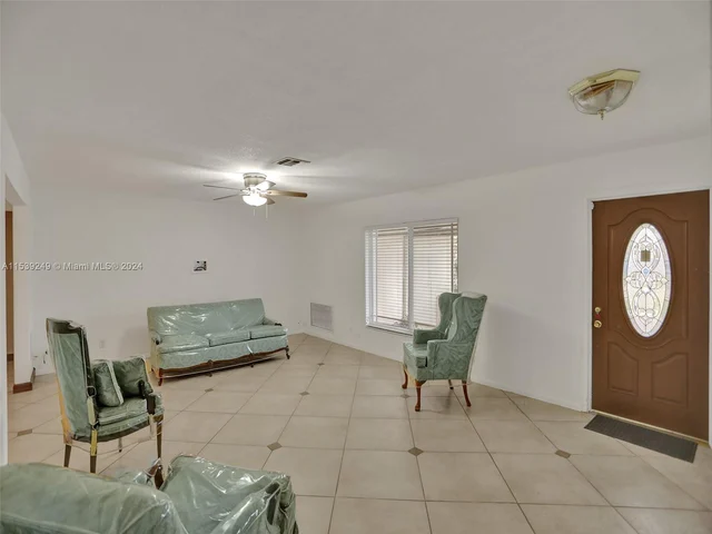 4100 NW 113th Ave, Coral Springs FL 33065