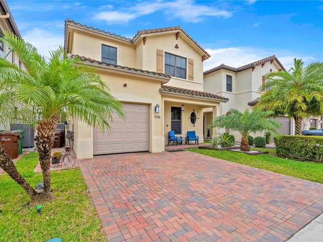 9715 W 32nd Ln, Hialeah FL 33018
