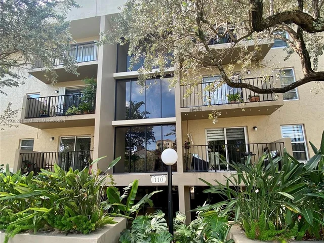 110 Salamanca Ave # 303, Coral Gables FL 33134