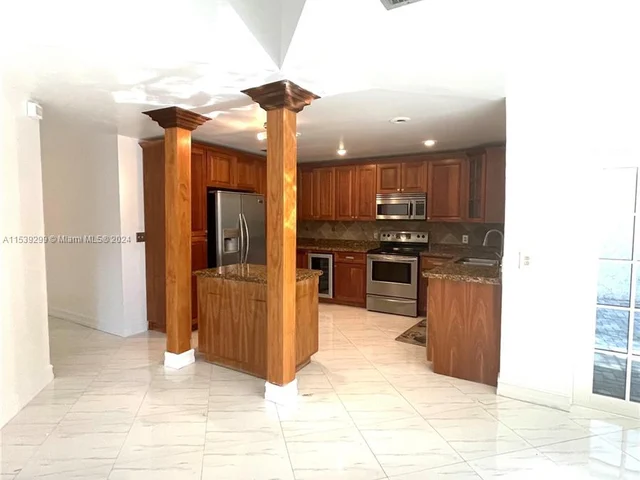 2851 River Run Ter, Miramar FL 33025