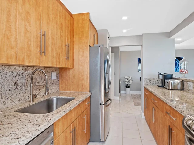 2715 N Ocean Blvd # 7C, Fort Lauderdale FL 33308