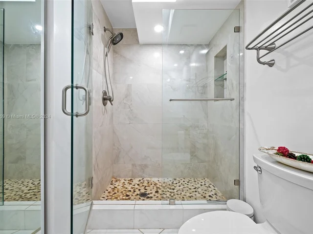 2715 N Ocean Blvd # 7C, Fort Lauderdale FL 33308