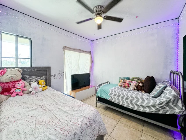 3449 NE 4th St, Homestead FL 33033