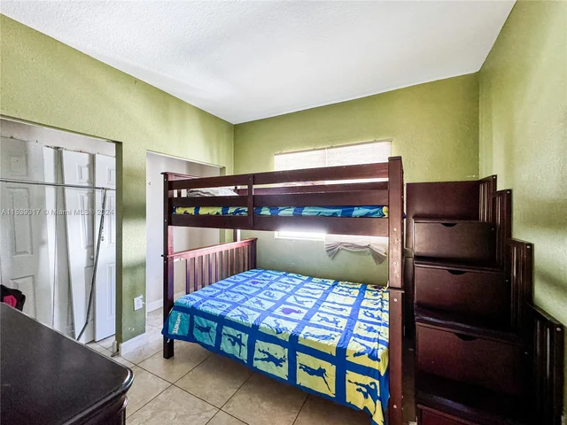 3449 NE 4th St, Homestead FL 33033