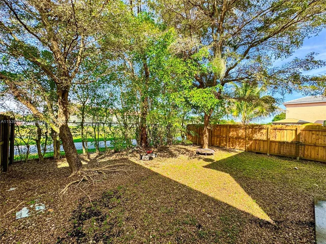 3449 NE 4th St, Homestead FL 33033