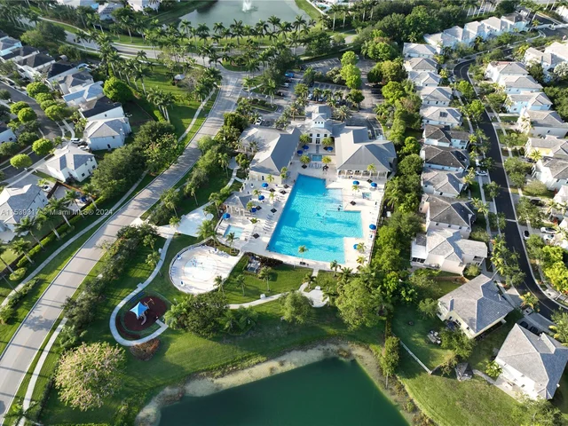 3449 NE 4th St, Homestead FL 33033