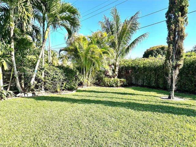 3908 Jefferson St, Hollywood FL 33021