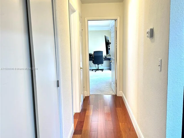 3908 Jefferson St, Hollywood FL 33021