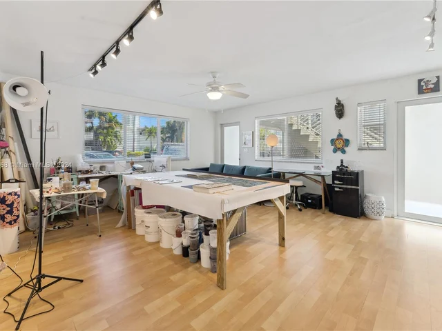 7440 Byron Ave # 1B, Miami Beach FL 33141