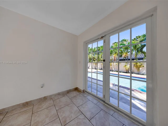 15235 SW 99th Ct, Miami FL 33157