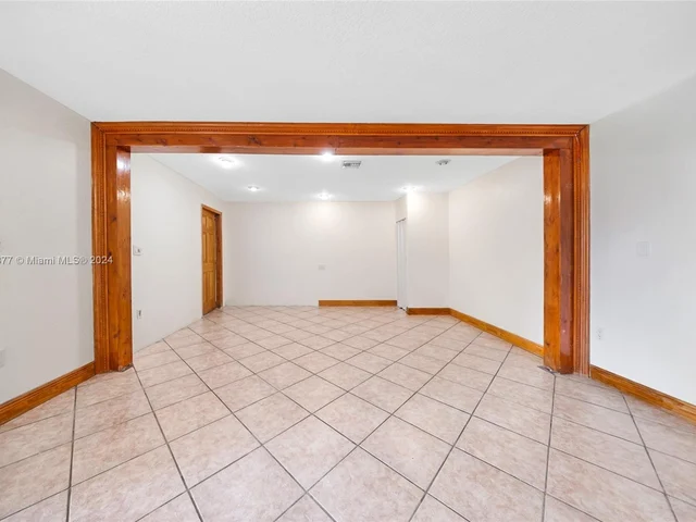 15235 SW 99th Ct, Miami FL 33157