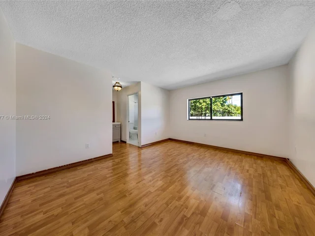 15235 SW 99th Ct, Miami FL 33157