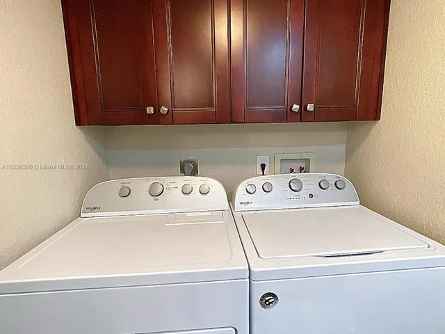 2921 N Waterford Dr N # 1, Deerfield Beach FL 33442