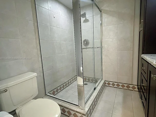 2921 N Waterford Dr N # 1, Deerfield Beach FL 33442