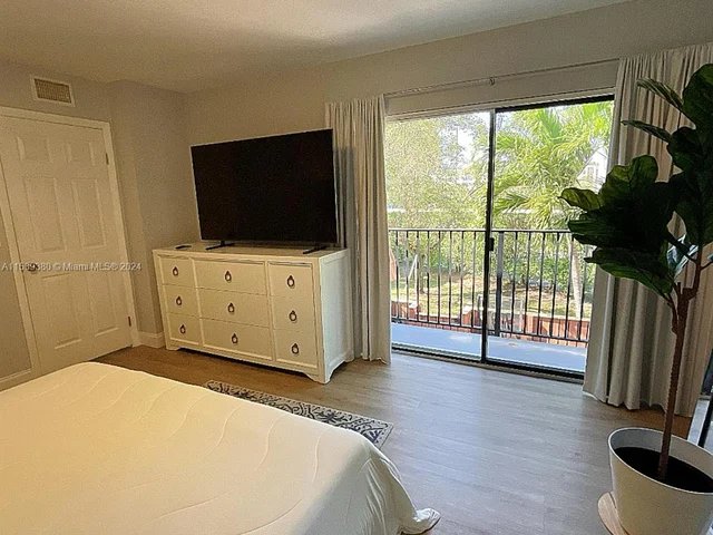 2921 N Waterford Dr N # 1, Deerfield Beach FL 33442