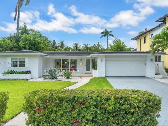 952 Hollywood Blvd, Hollywood FL 33019