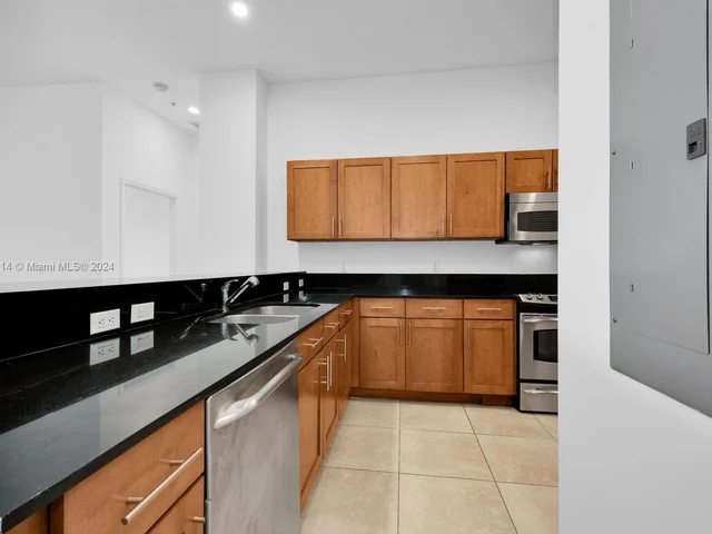 8395 SW 73rd Ave # 316, Miami FL 33143