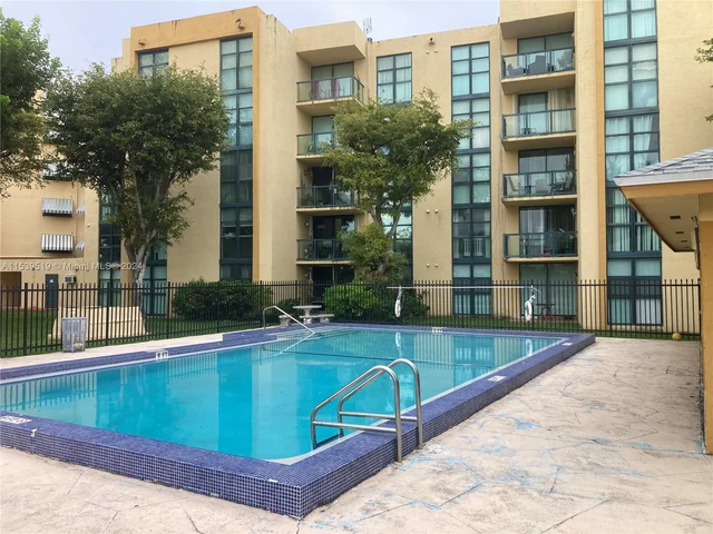 11790 SW 18 st # 326, Miami FL 33175