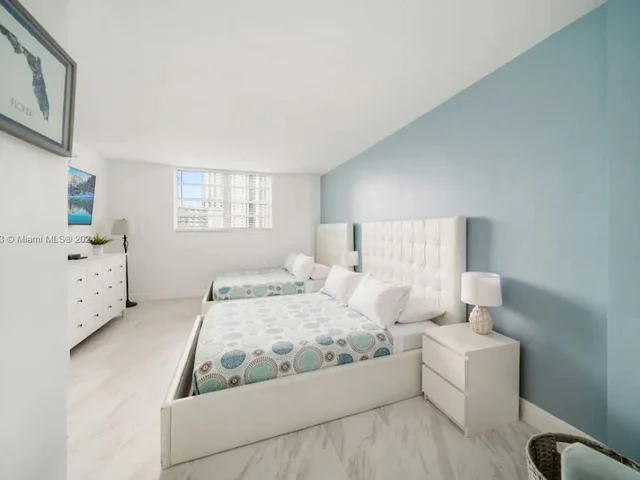 19370 Collins Ave # 825, Sunny Isles Beach FL 33160