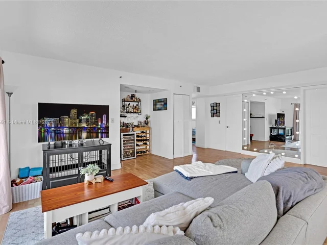 1345 West Ave # 704, Miami Beach FL 33139