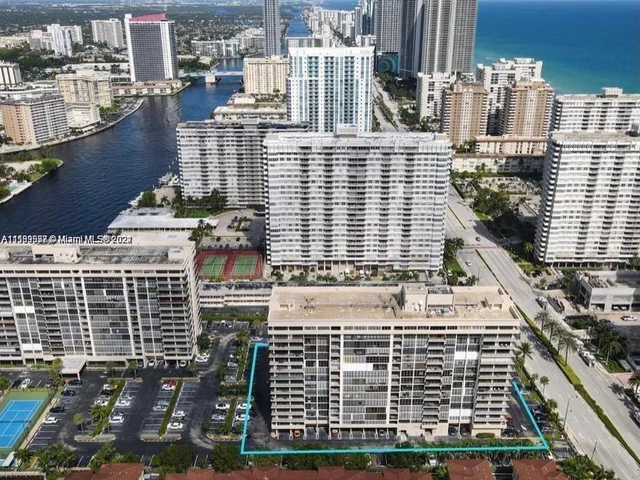 2049 S Ocean Dr # 401, Hallandale Beach FL 33009