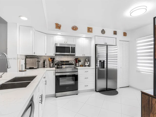 1101 SW 128th Ter # 306C, Pembroke Pines FL 33027