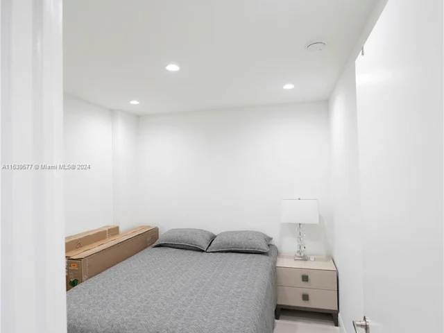 19380 Collins Ave # 1003, Sunny Isles Beach FL 33160