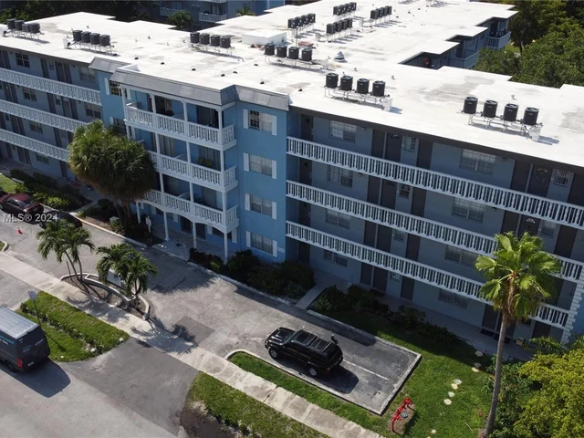3501 Jackson St # 407, Hollywood FL 33021