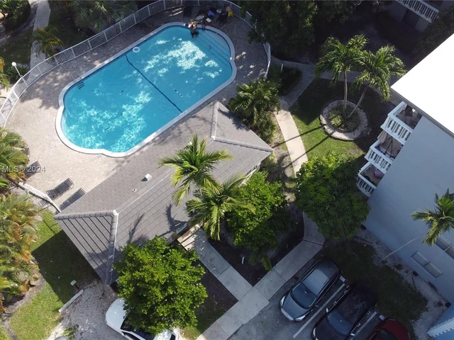 3501 Jackson St # 407, Hollywood FL 33021