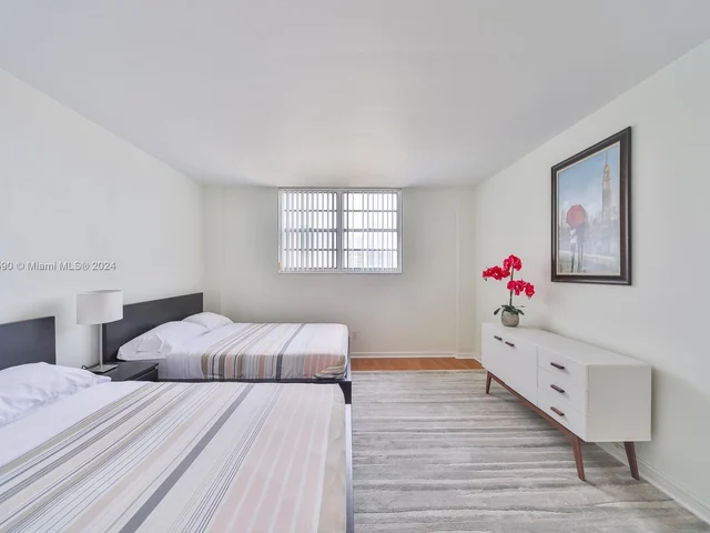 19370 Collins Ave # 622, Sunny Isles Beach FL 33160