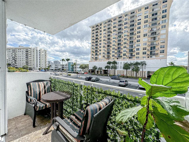 430 Golden Isles Dr # 205, Hallandale Beach FL 33009