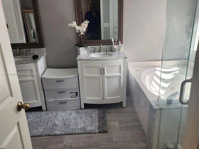 6350 W Longboat Ln W # 103, Boca Raton FL 33433