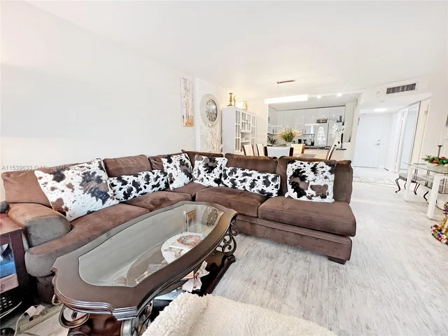 2801 NE 183rd St # 1108W, Aventura FL 33160