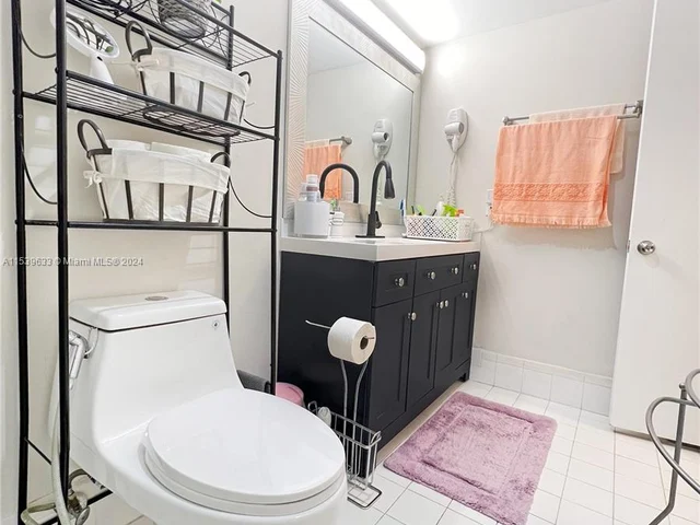 2801 NE 183rd St # 1108W, Aventura FL 33160